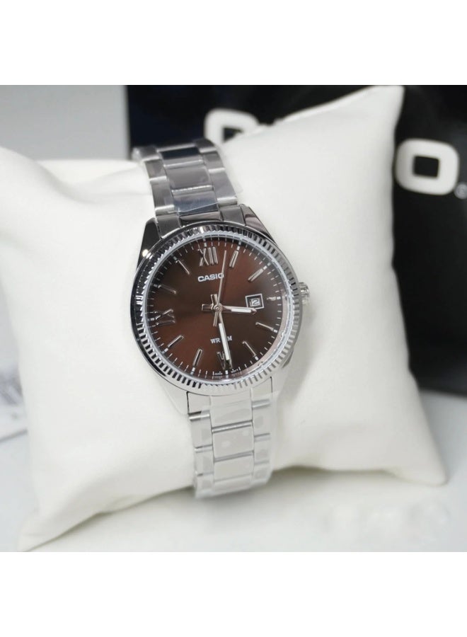 Casio Analog Quartz Brown Dial Stainless Steel Couple Watch MTP/LTP-1302DD-5AVDF - Image 4